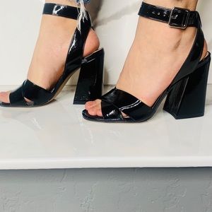Steve Madden Black Angle Sandal Heel